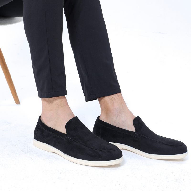 JUN | Old Money Suede Loafers