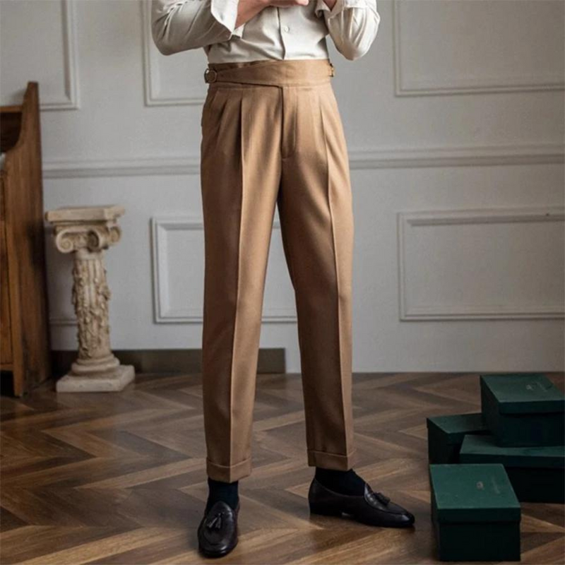 MERA | Pleated Trousers