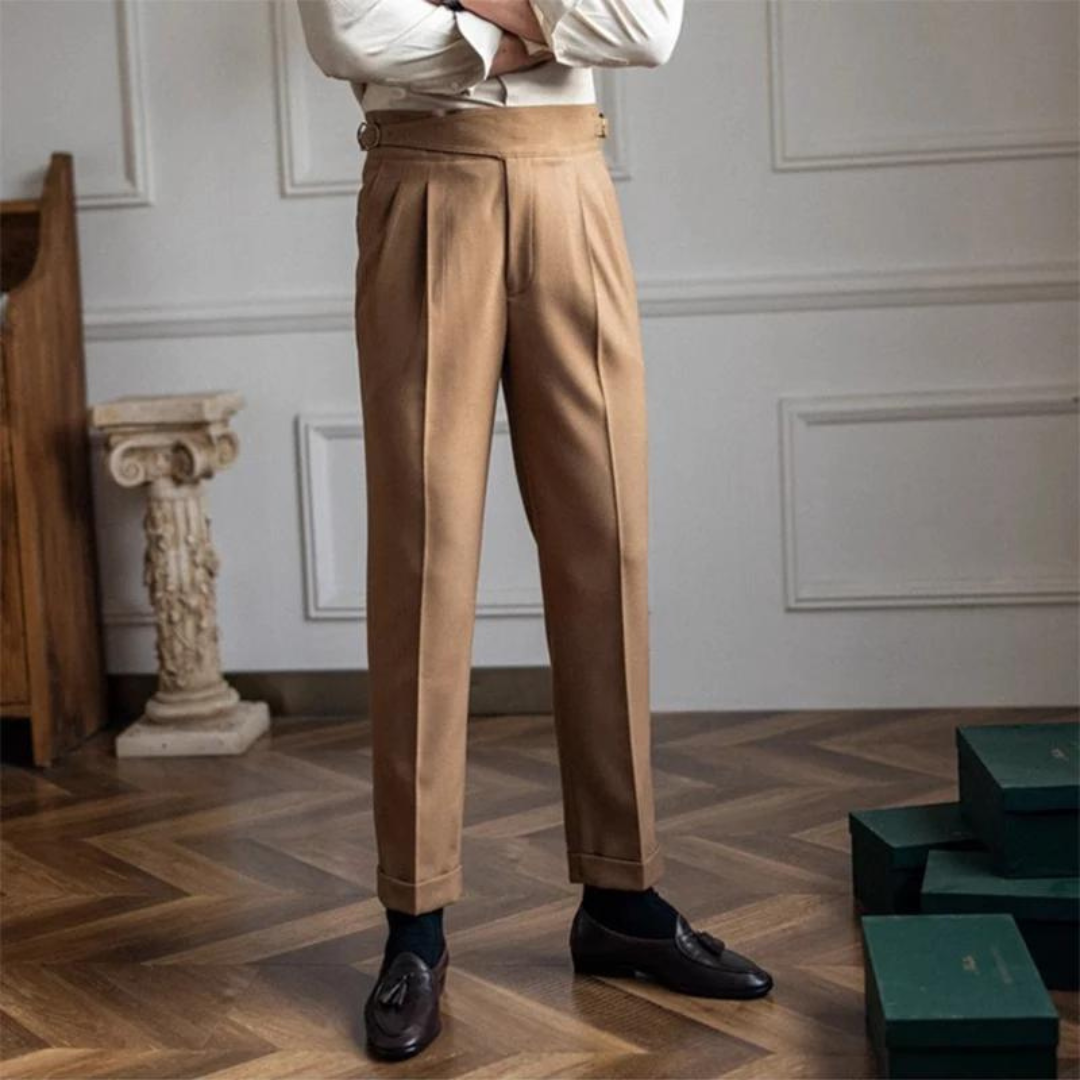 MERA | Pleated Trousers